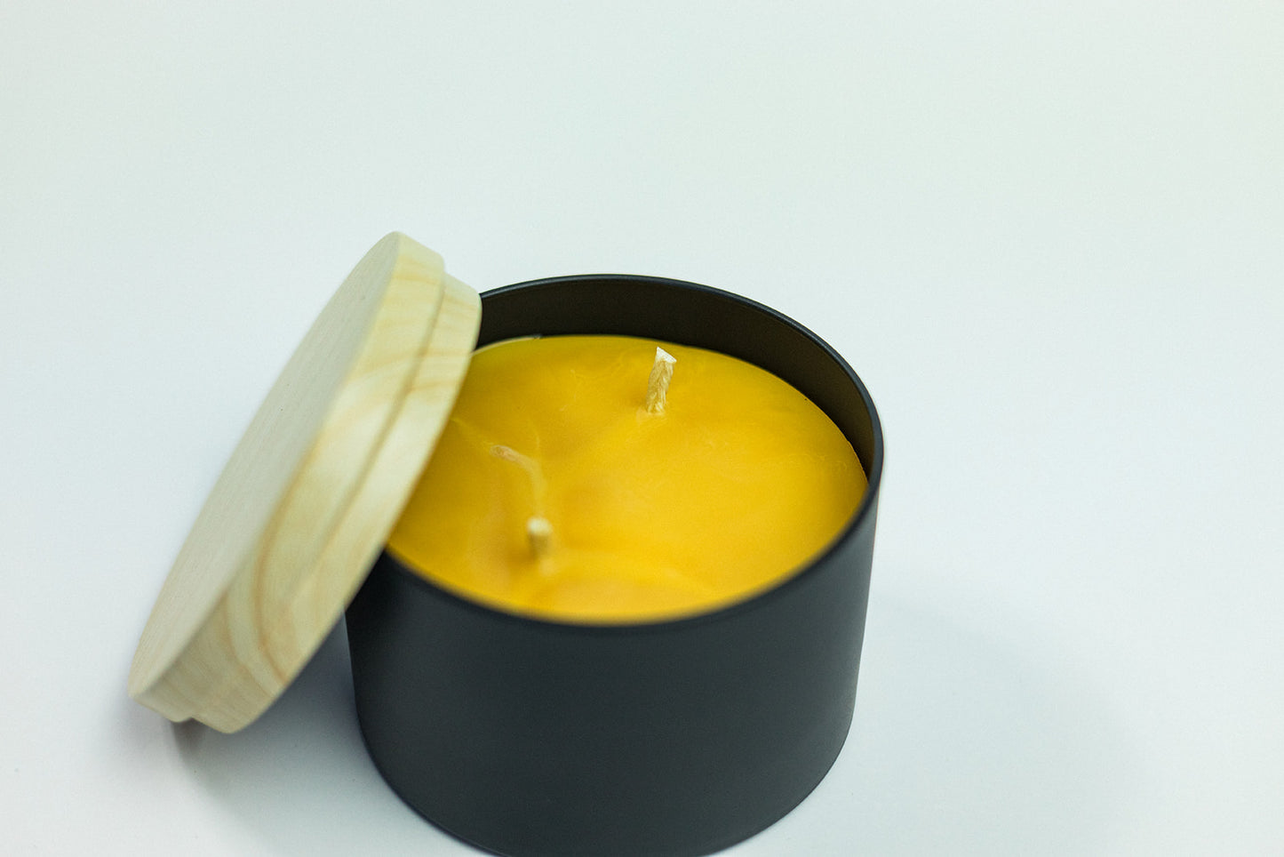 100% Pure Beeswax Candle